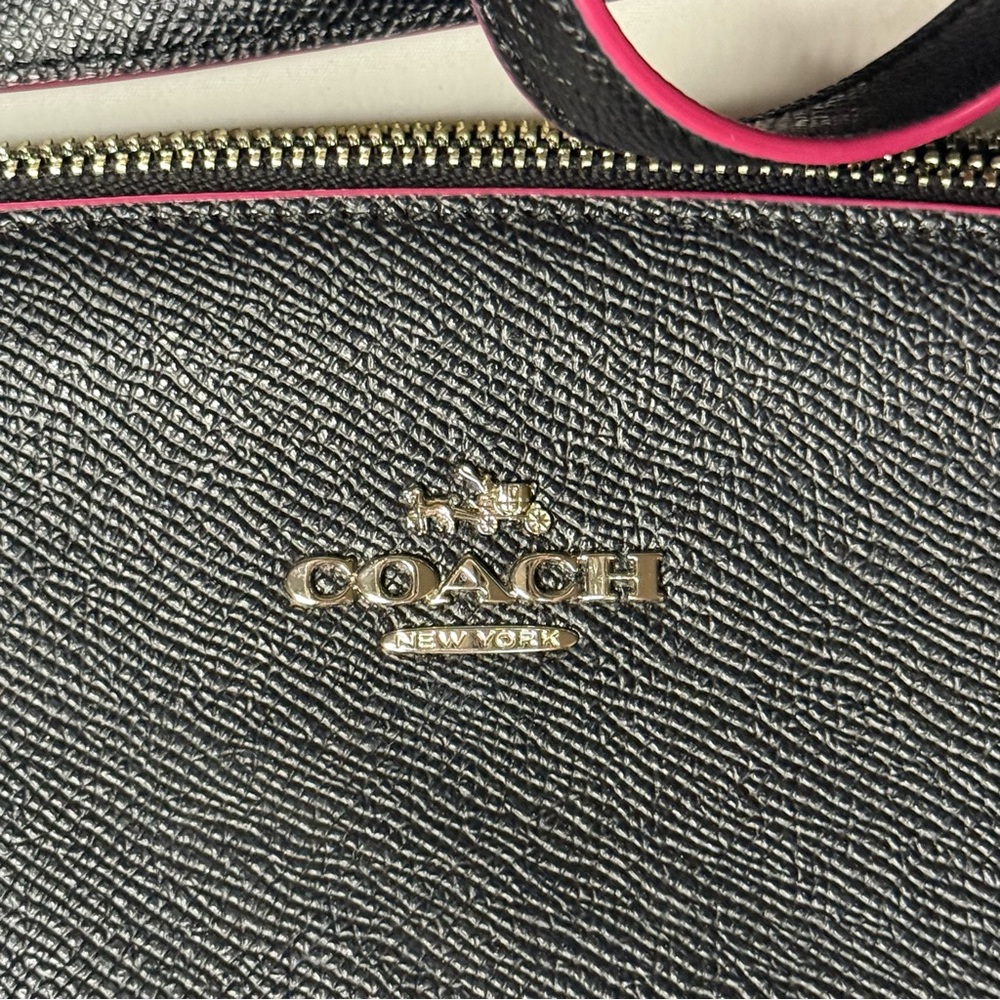 Coach Christie Carryall Satchel Small Black/Pink/White Edging w/Hangtag - Picture 2 of 13